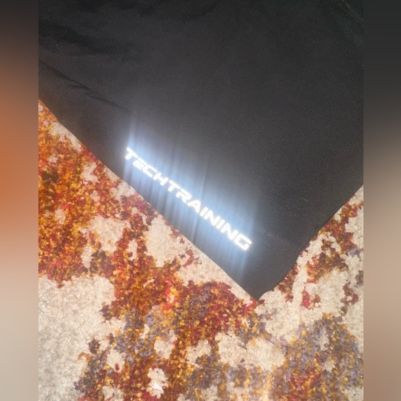 NWOT Tech Training Athletic Shorts - Picture 4 of 4